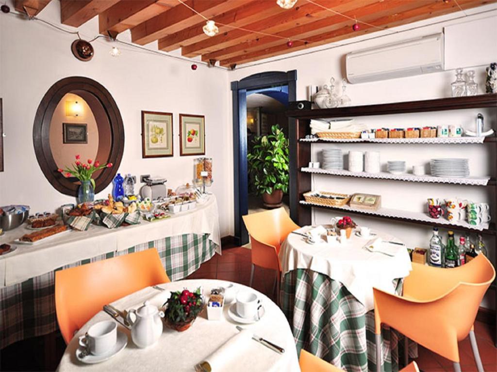 Dolcemela Hotel Ferrara Ngoại thất bức ảnh