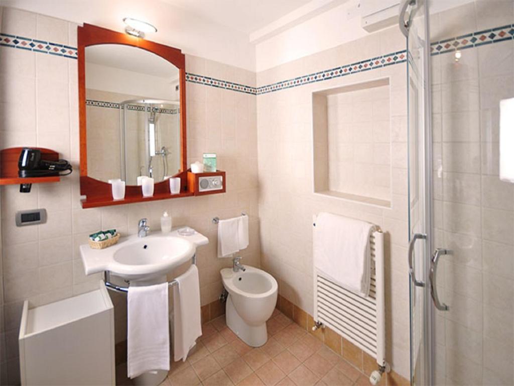 Dolcemela Hotel Ferrara Phòng bức ảnh